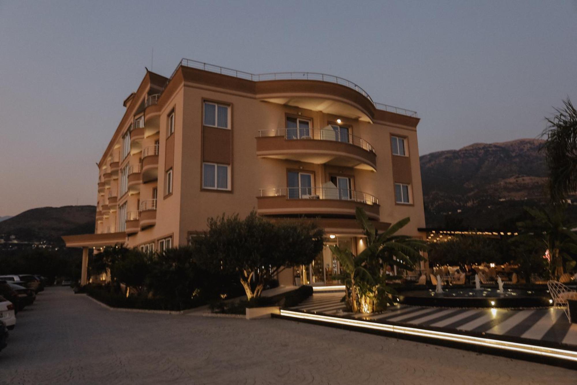 Hotell Sole Luna 4*