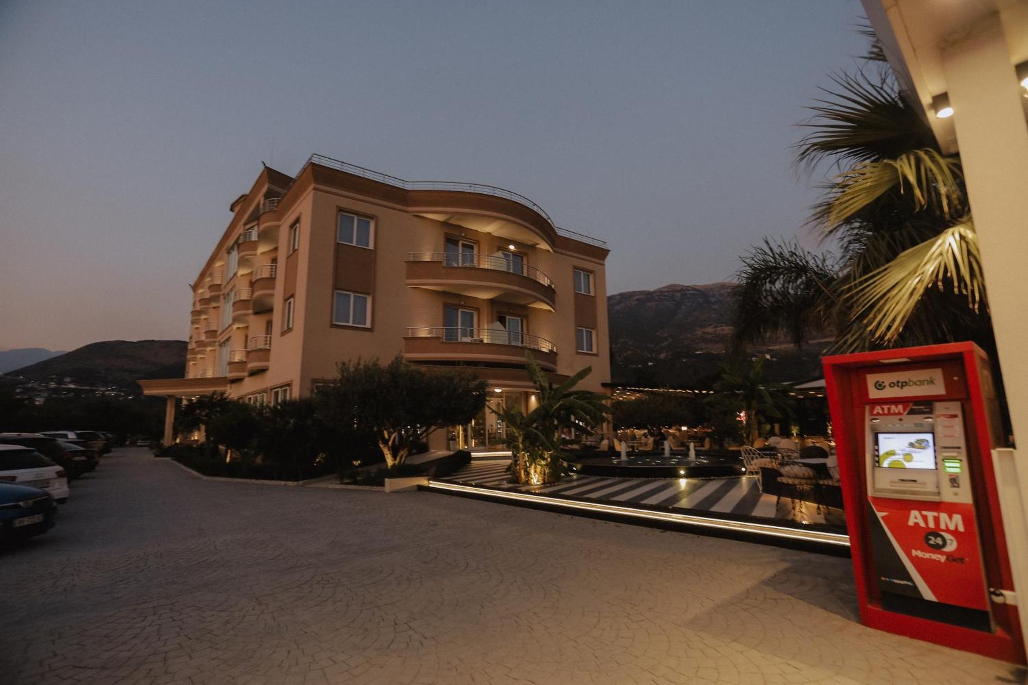 Hotell Sole Luna 4*